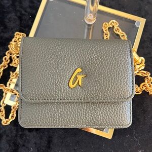 GLAMAHOLIC MINI PEBBLE WOC OLIVE